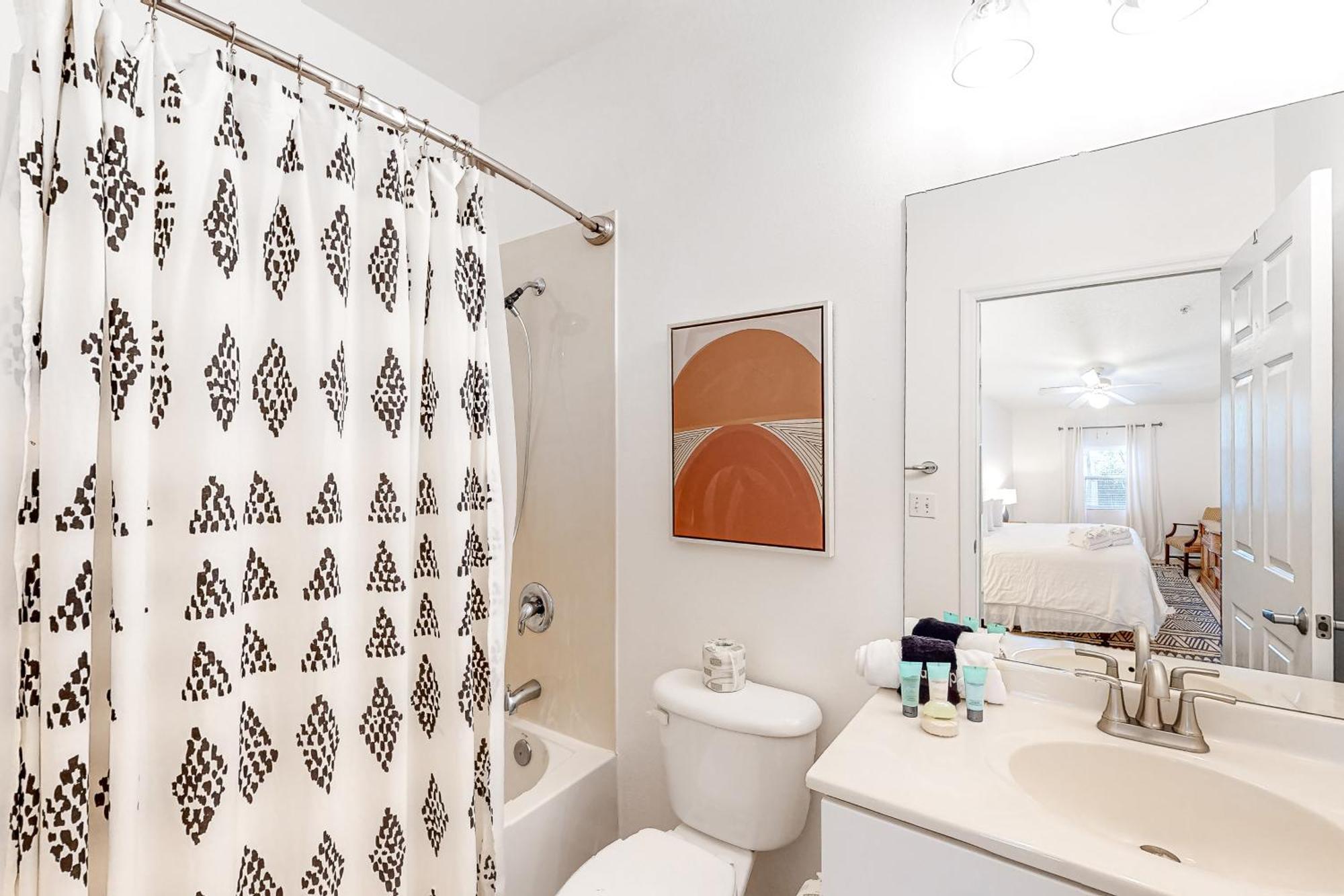 Emerald Waters Destin Room photo